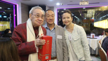 來賓與李一覺會長合照留念