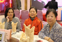 來賓合照留念。