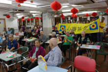 心齋服務人員與長者大合照