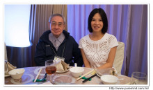 來賓與李一覺會長合照留念。